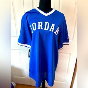 NWT Men’s royal blue and white Jordan jersey in medium
